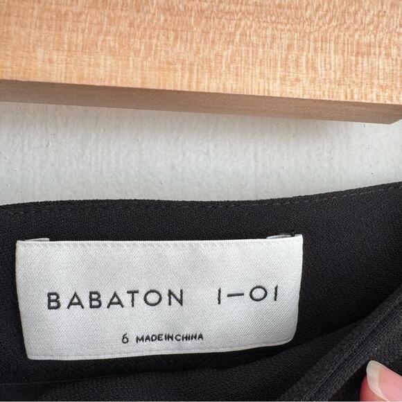 Elegant Black Women's Capris - Picture 5 of 9